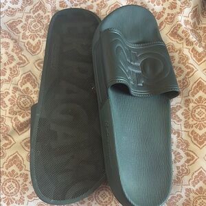 Men's Green Ferragamo Slide Sandals W Dust Bag